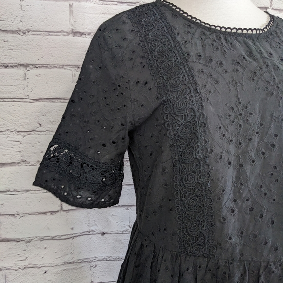 Sunday Mi Amore Eyelet Lace Boho Cotton crochet Dress - Picture 2 of 11
